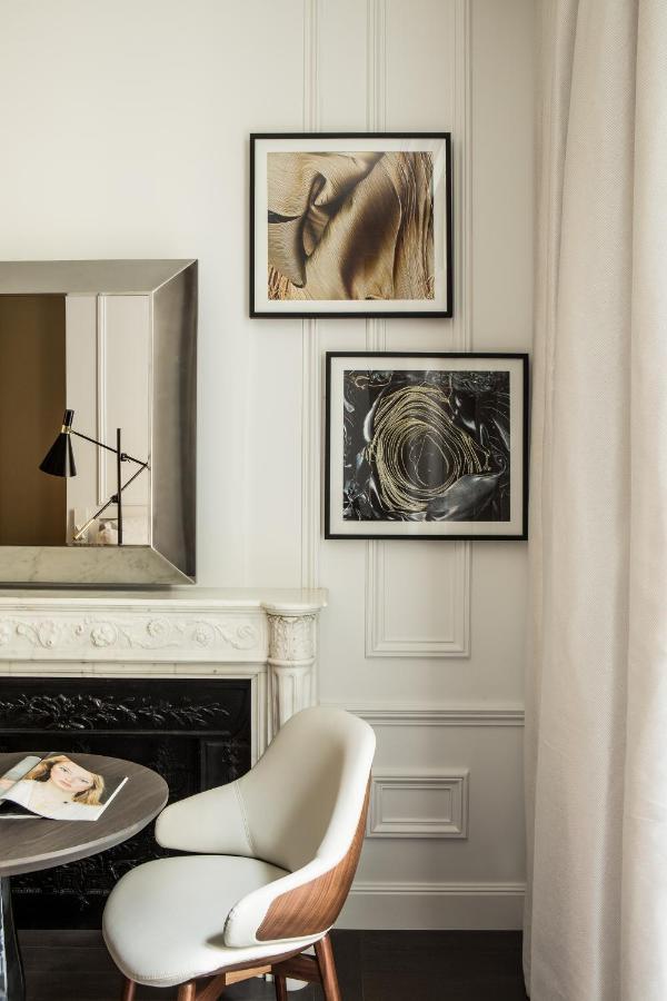 La Clef Champs-Elysees Paris By The Crest Collection エクステリア 写真 Installation view of the exhibition "The Art of the 21st Century", 2015