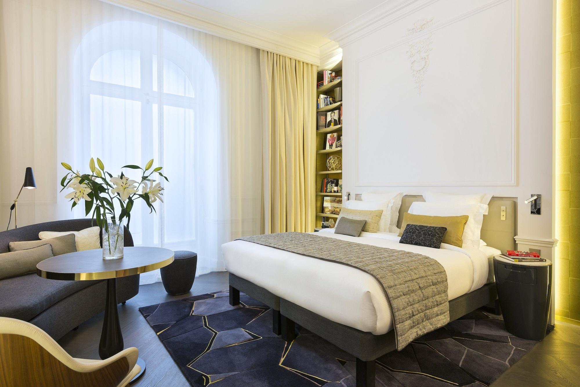 La Clef Champs-Elysees Paris By The Crest Collection エクステリア 写真 A room at the hotel
