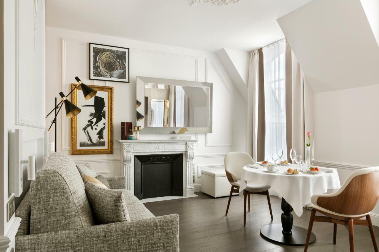 La Clef Champs-Elysees Paris By The Crest Collection エクステリア 写真 A living room in Paris